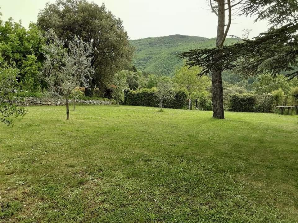 Agrifarm la Corte Hostal Villa Bensi Exterior foto