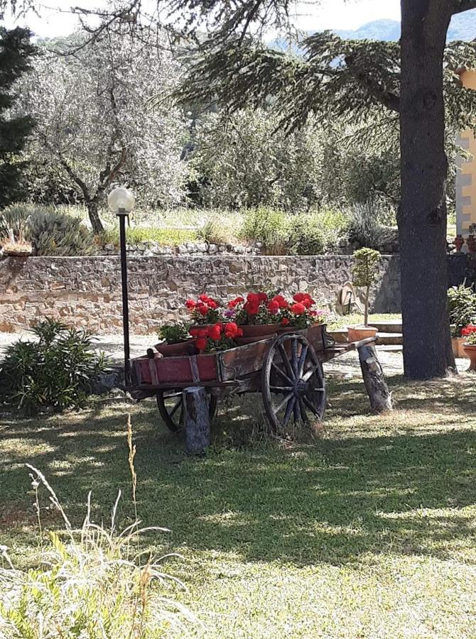 Agrifarm la Corte Hostal Villa Bensi Exterior foto
